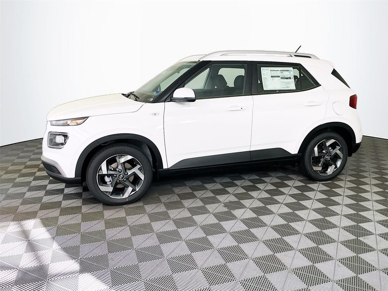 New 2026 Lunar White Hyundai SEL image 3
