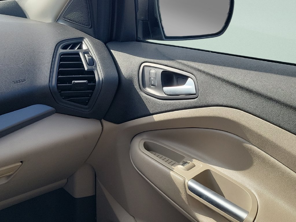 2019 Ford Escape SE - Photo 13