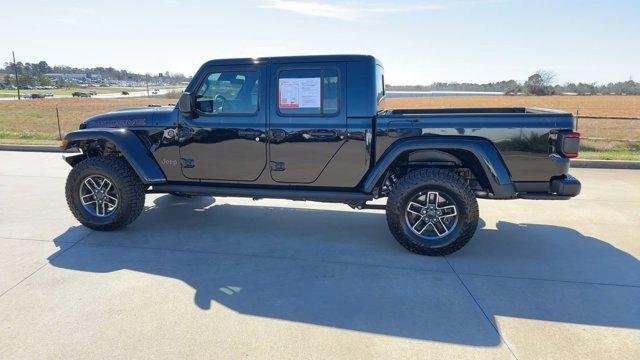 Used 2025 Black Jeep Mojave X image 5