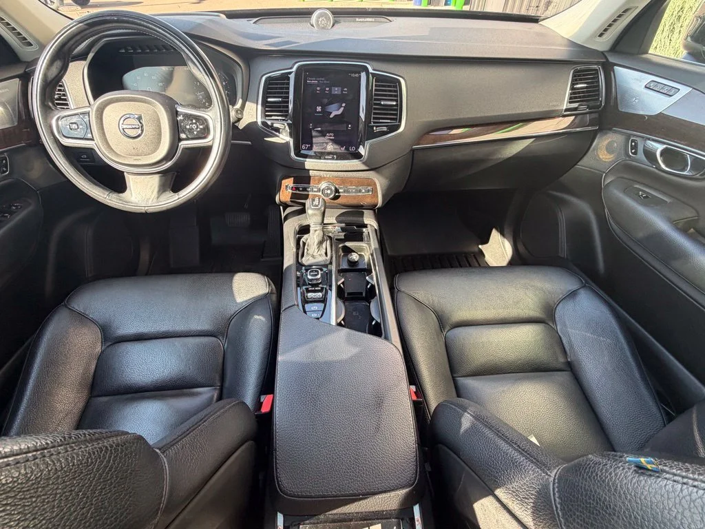 Used 2016 Black Volvo T6 Momentum image 8