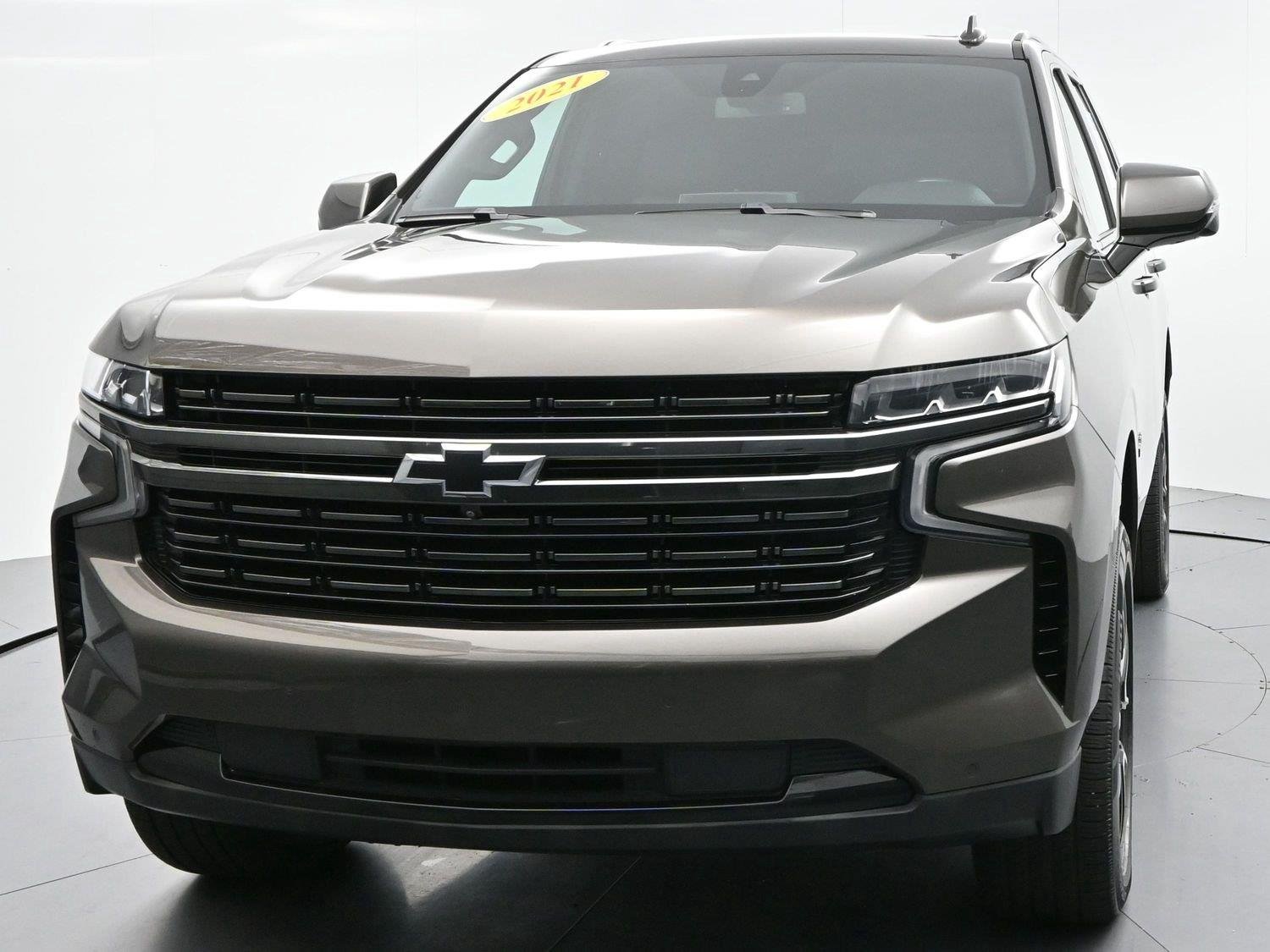 Used 2021 Charcoal Chevrolet RST image 3