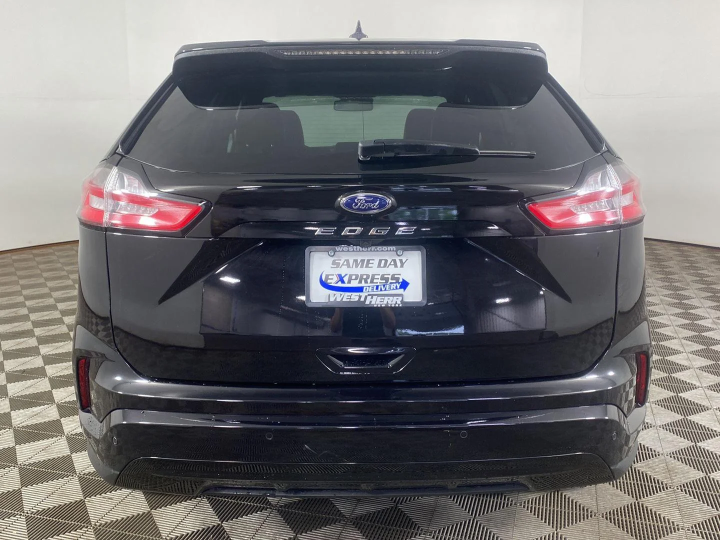 Used 2023 Agate Black Ford ST-Line image 21