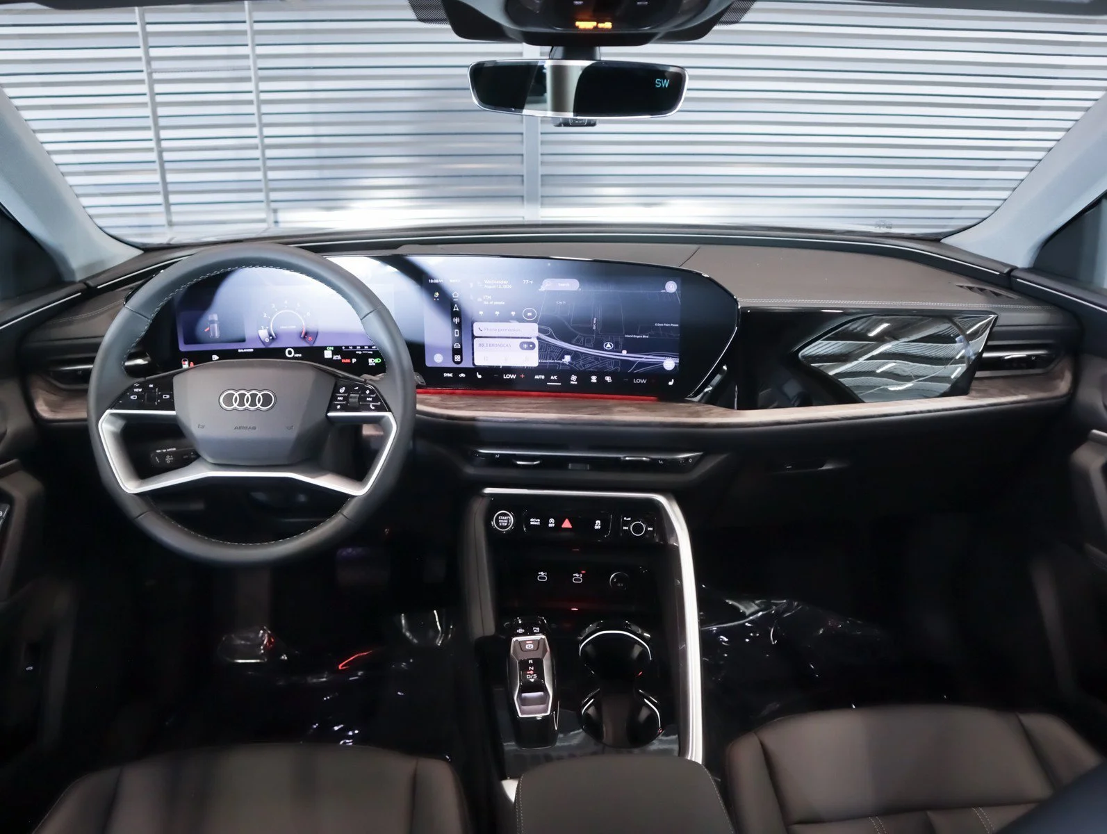 New 2026 Florett Silver Metallic Audi Premium image 10