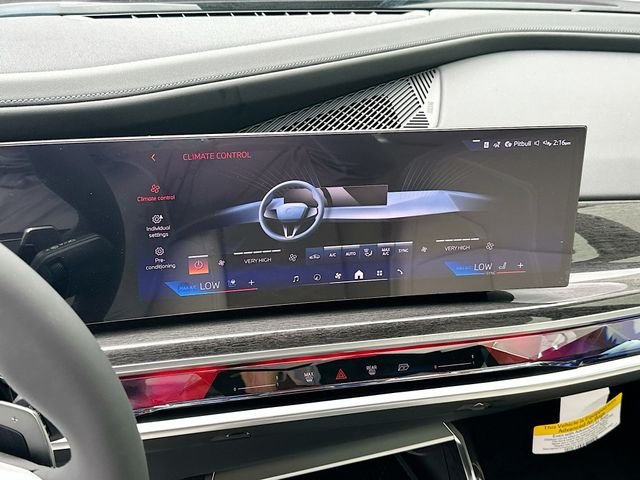 New 2026 White BMW 740i xDrive image 12