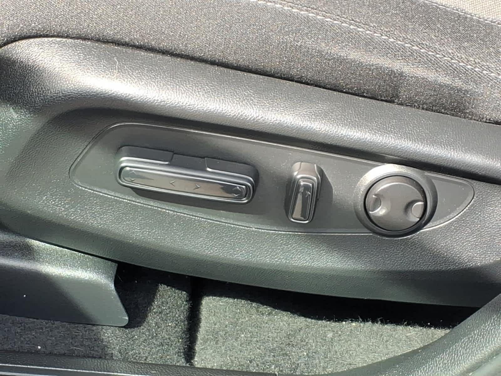 2024 Honda CR-V EX - Photo 19
