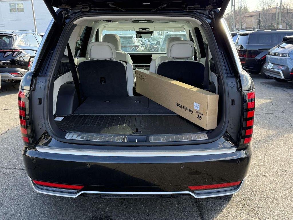 New 2026 Abyss Black Hyundai Calligraphy AWD image 29