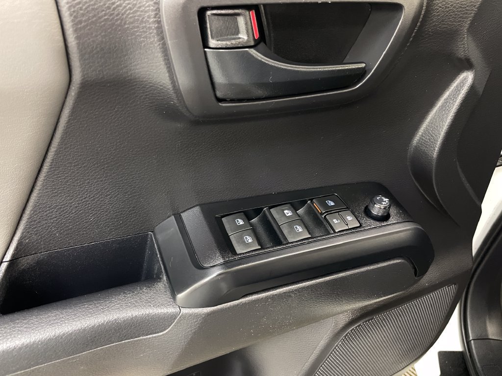 2023 Toyota Tacoma SR - Photo 20