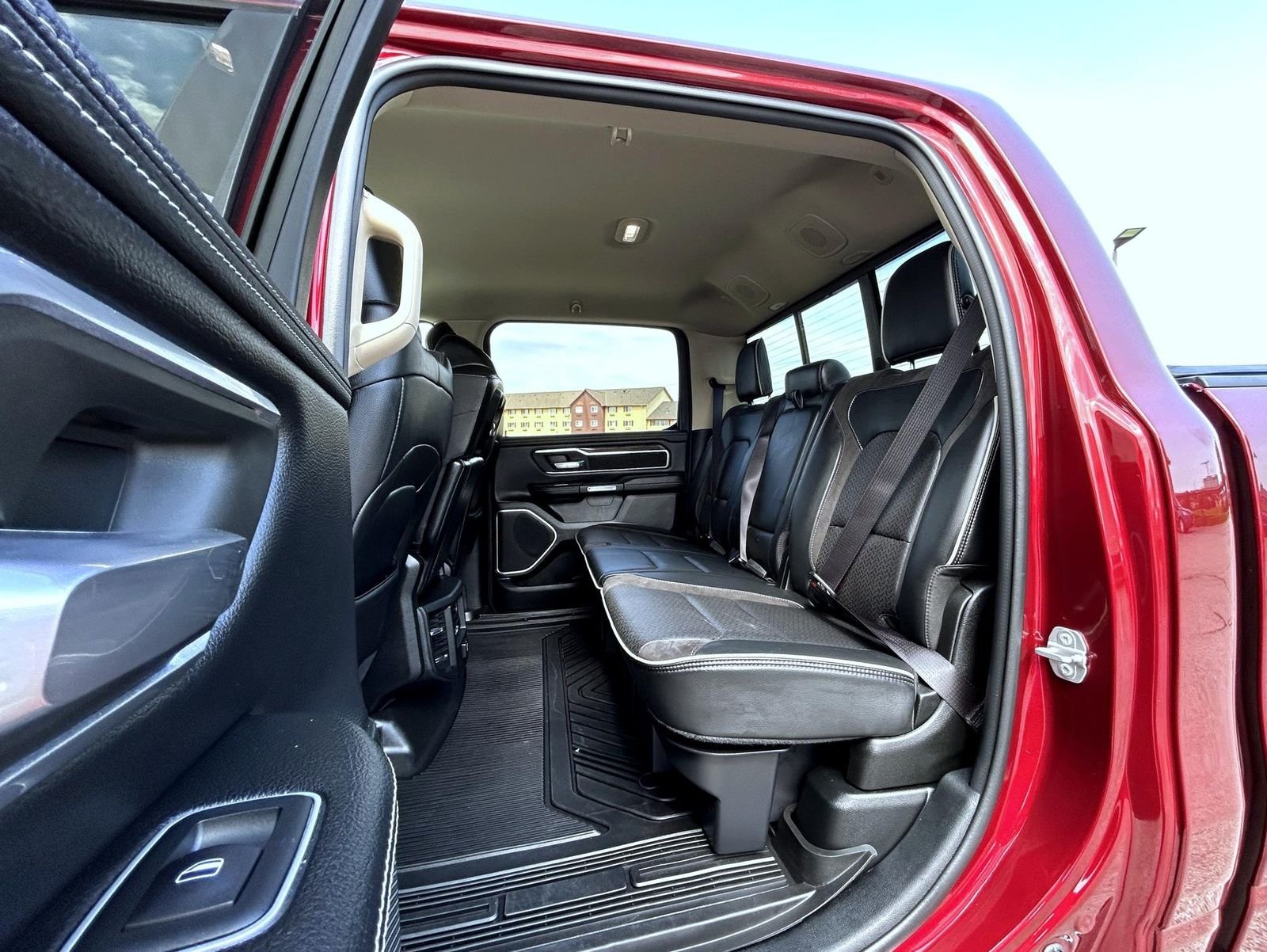 2020 RAM Ram 1500 Pickup Laramie - Photo 20