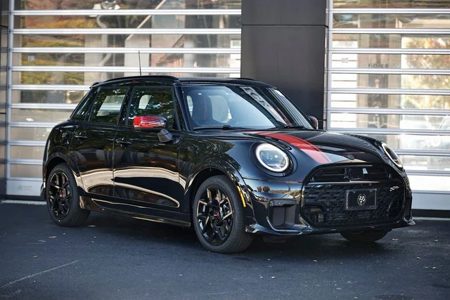 2026 MINI Cooper S 