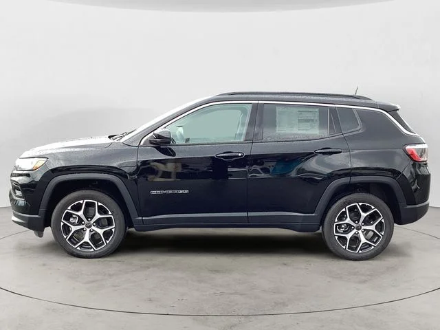 New 2026 Diamond Black Jeep LIMITED 4X4 image 2