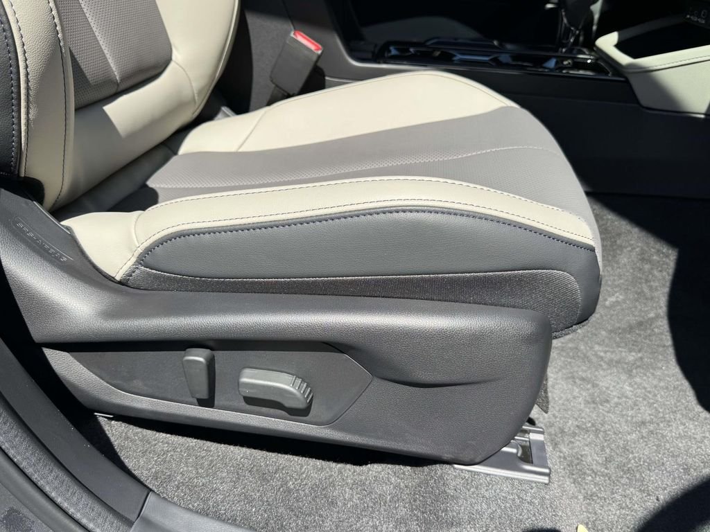 New 2026 MAGNETITE GRAY METALLIC Subaru Limited image 9