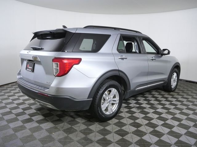Used 2022 Silver Ford XLT image 7