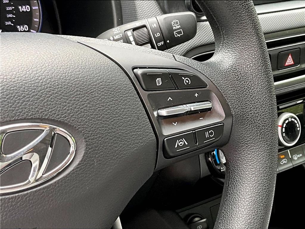 Used 2023 Black Hyundai SEL image 20