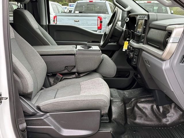 Used 2024 White Ford XLT image 17
