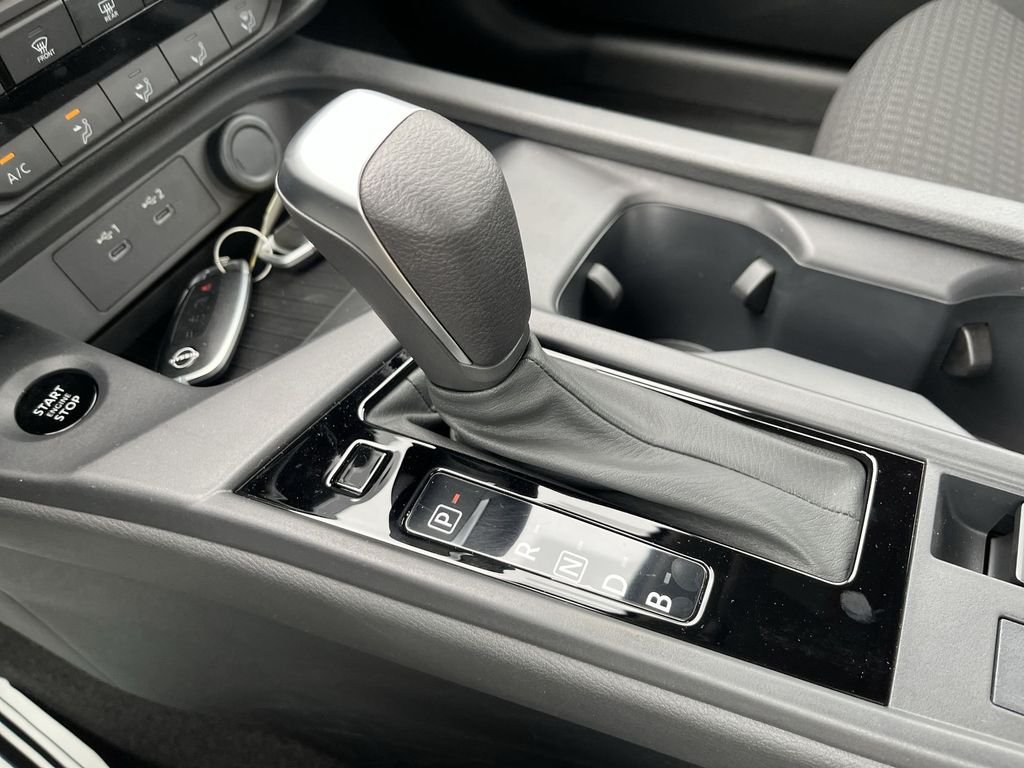 New 2026 Gray Nissan S image 19