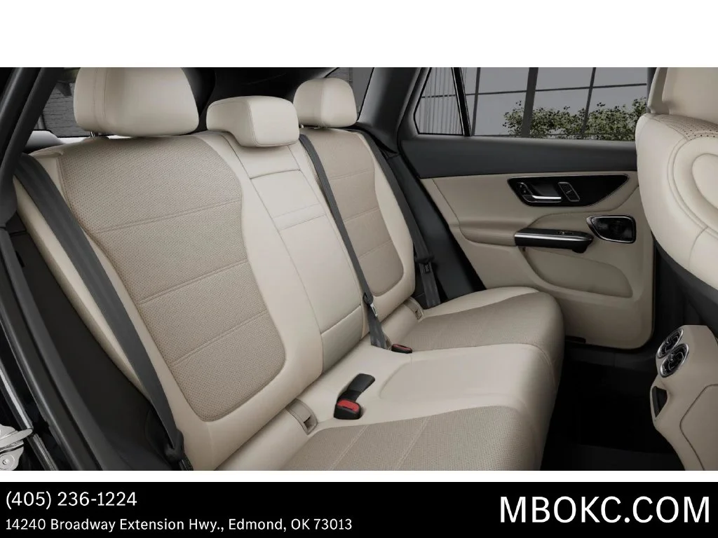 Used 2026 Black Mercedes-Benz GLC 300 image 5