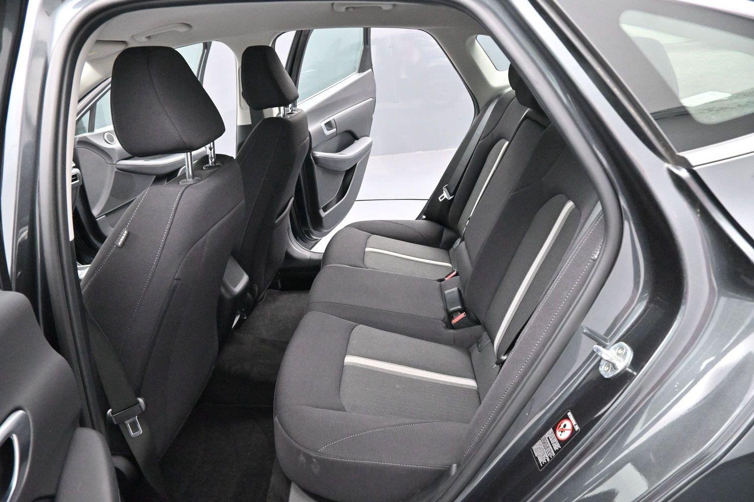 Used 2022 Portofino Gray Hyundai SEL image 25