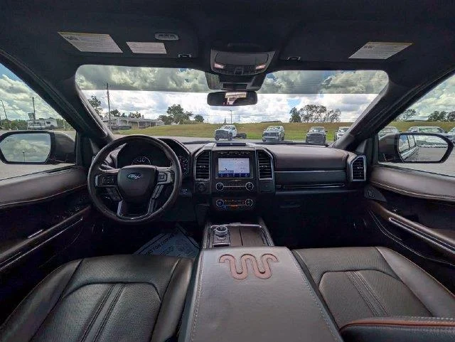 Used 2021 Blue Ford King Ranch image 12