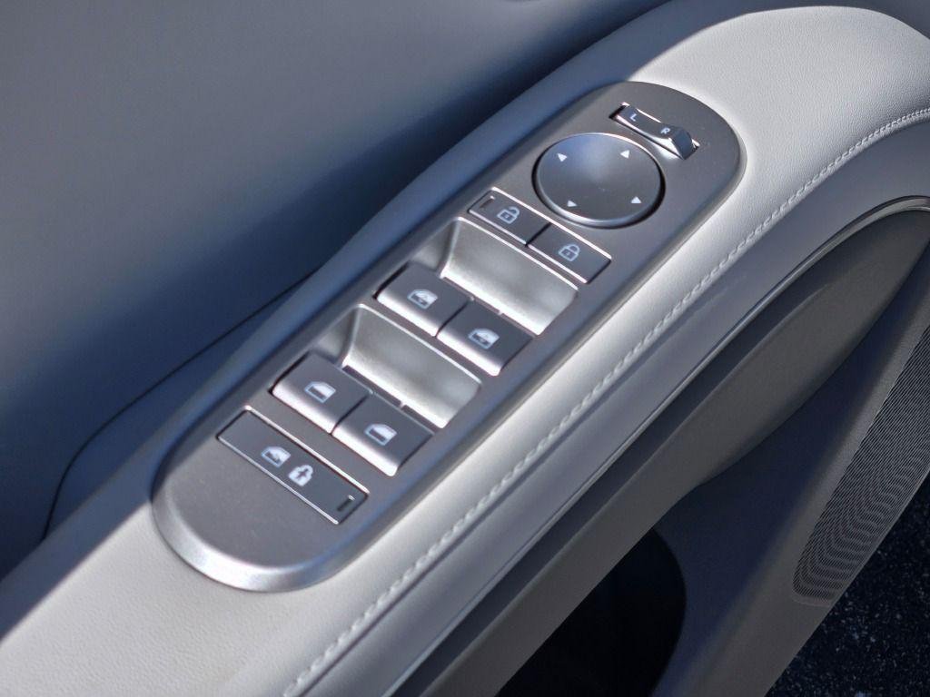 New 2026 White Pearl Hyundai SEL AWD image 21