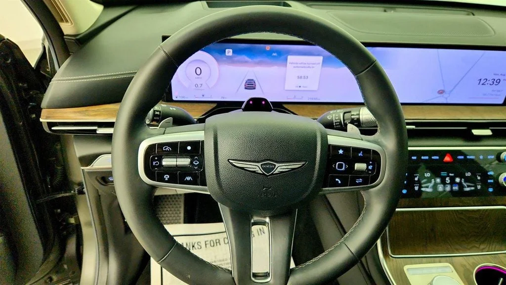 Used 2025 Storr Green Genesis 2.5T Prestige AWD image 14