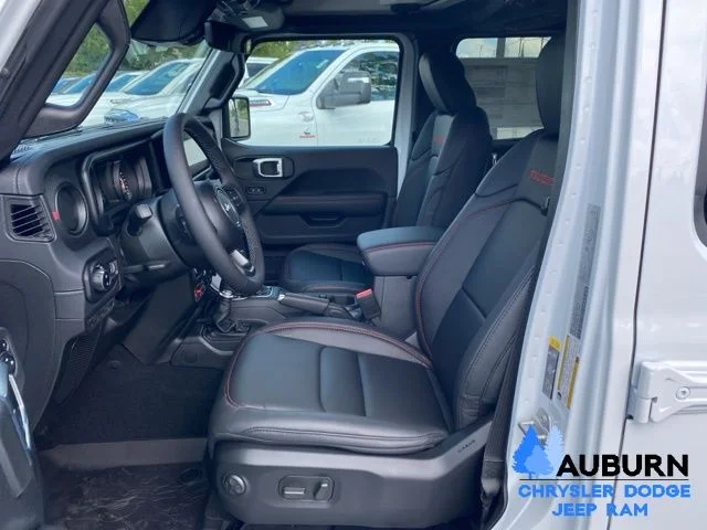 New 2026 Bright White Clearcoat Jeep Rubicon image 25