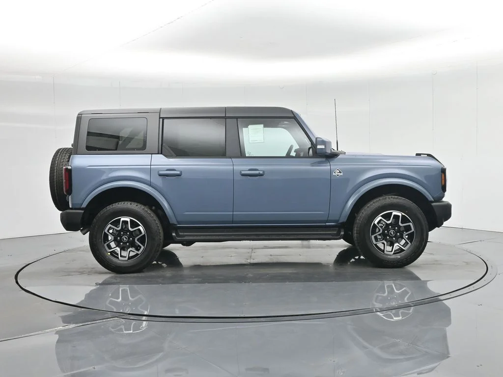 2025 Ford Bronco 4-Door Outer Banks - Photo 31