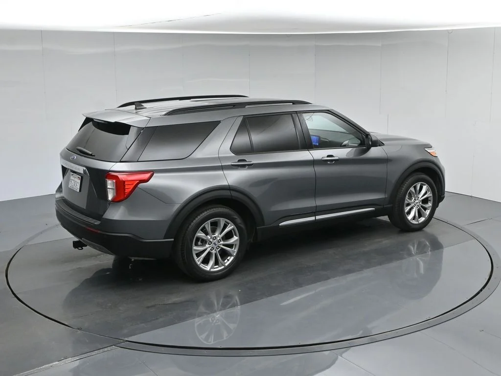 Certified Used 2023 Gray Ford XLT image 46
