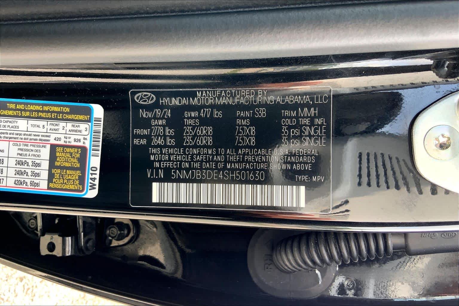 Used 2025 Phantom Black Hyundai SEL image 36