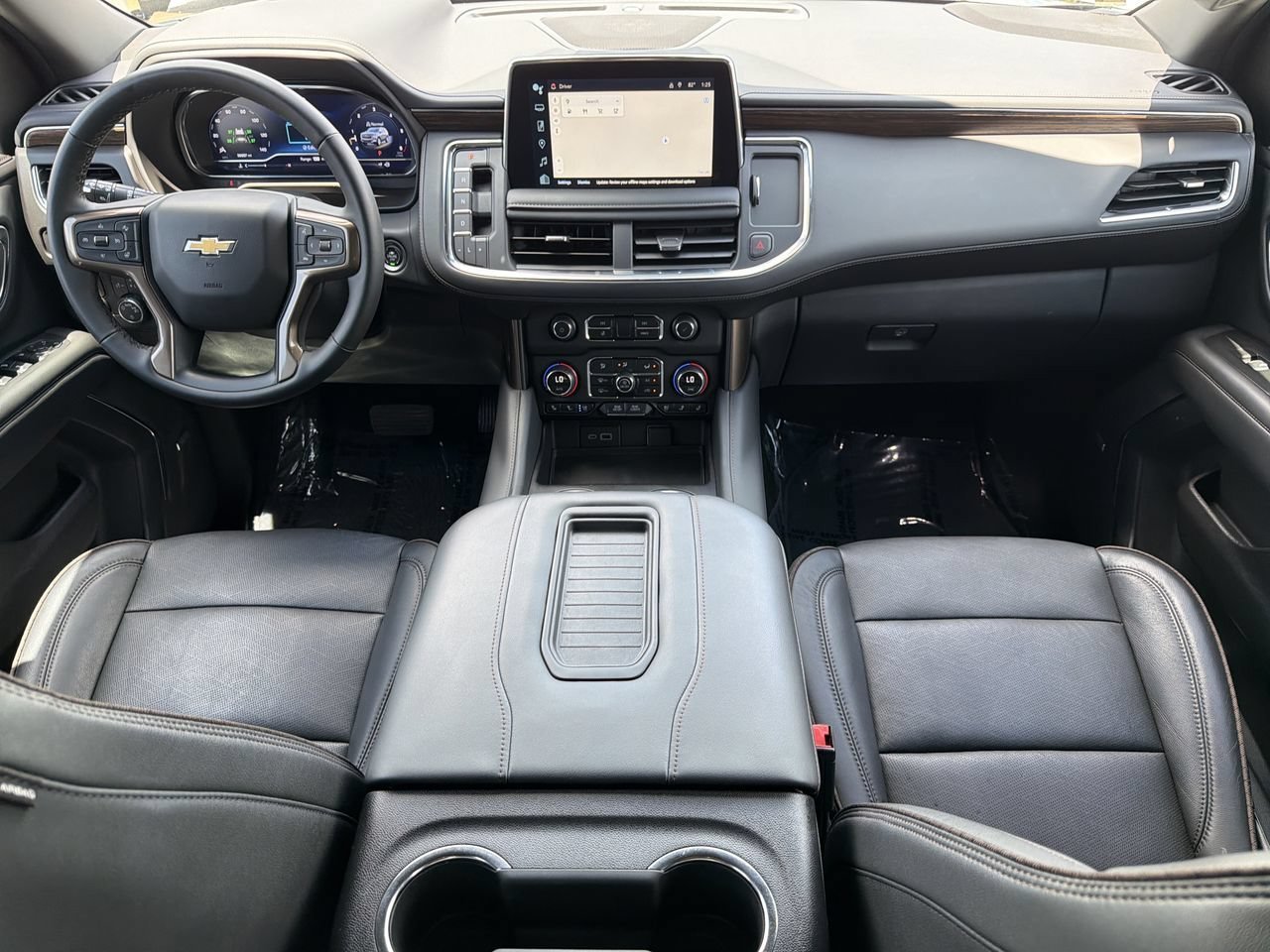 Used 2024 Black Chevrolet High Country image 13