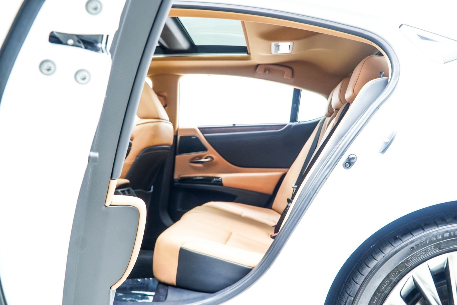 Used 2022 White Lexus 350 Ultra Luxury image 44