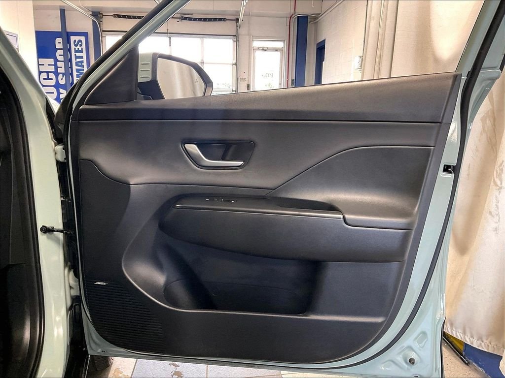 Used 2024 Green Hyundai Limited image 12