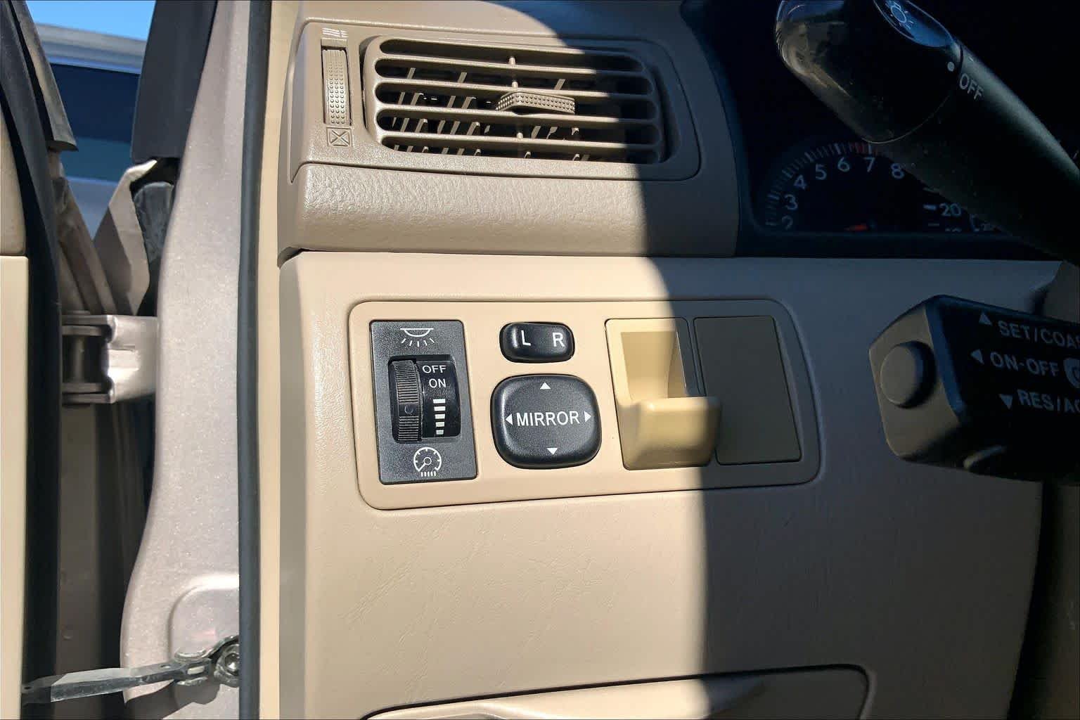 Used 2003 Sandrift Metallic Toyota CE image 25