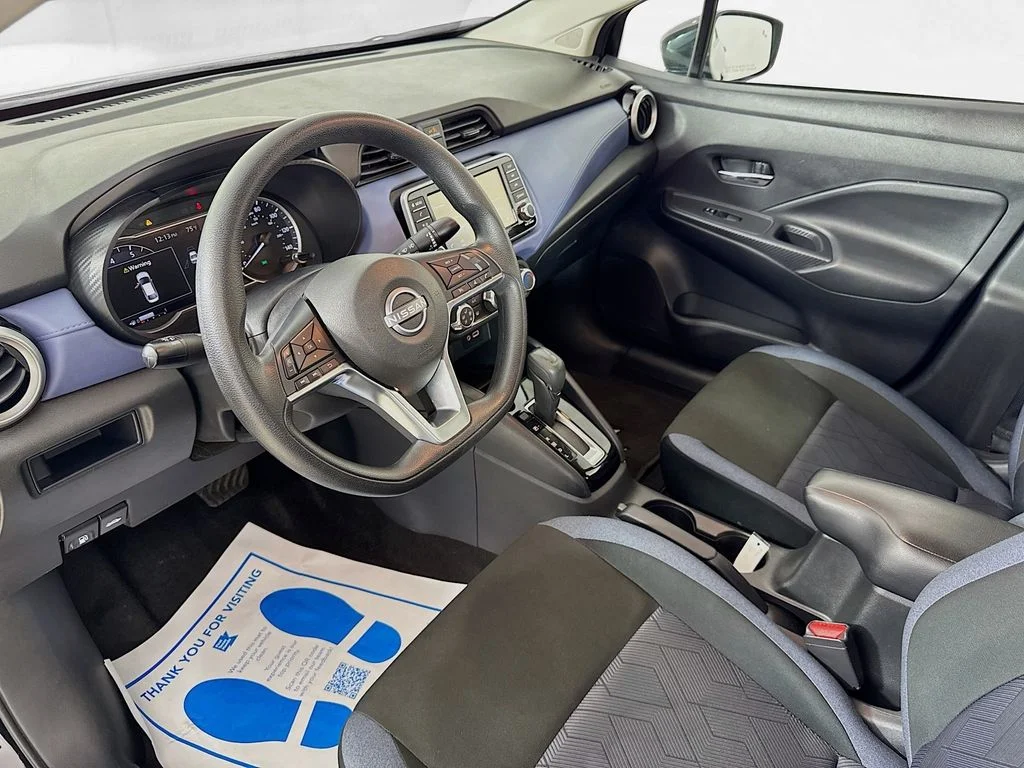 Used 2024 Black Nissan 1.6 SV image 9