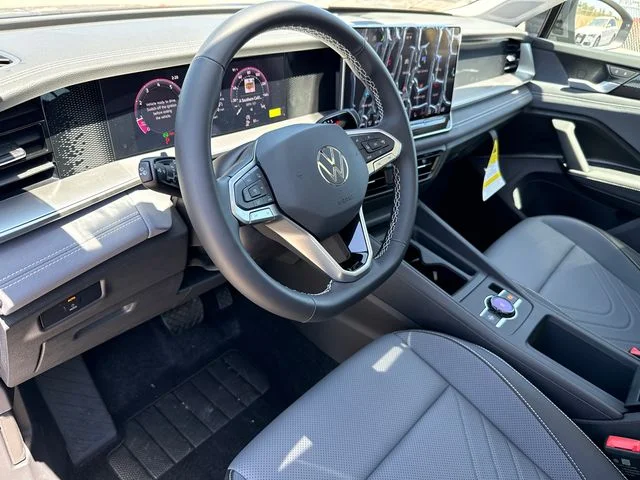 New 2026 Platinum Gray Metallic Volkswagen 2.0T SE image 41