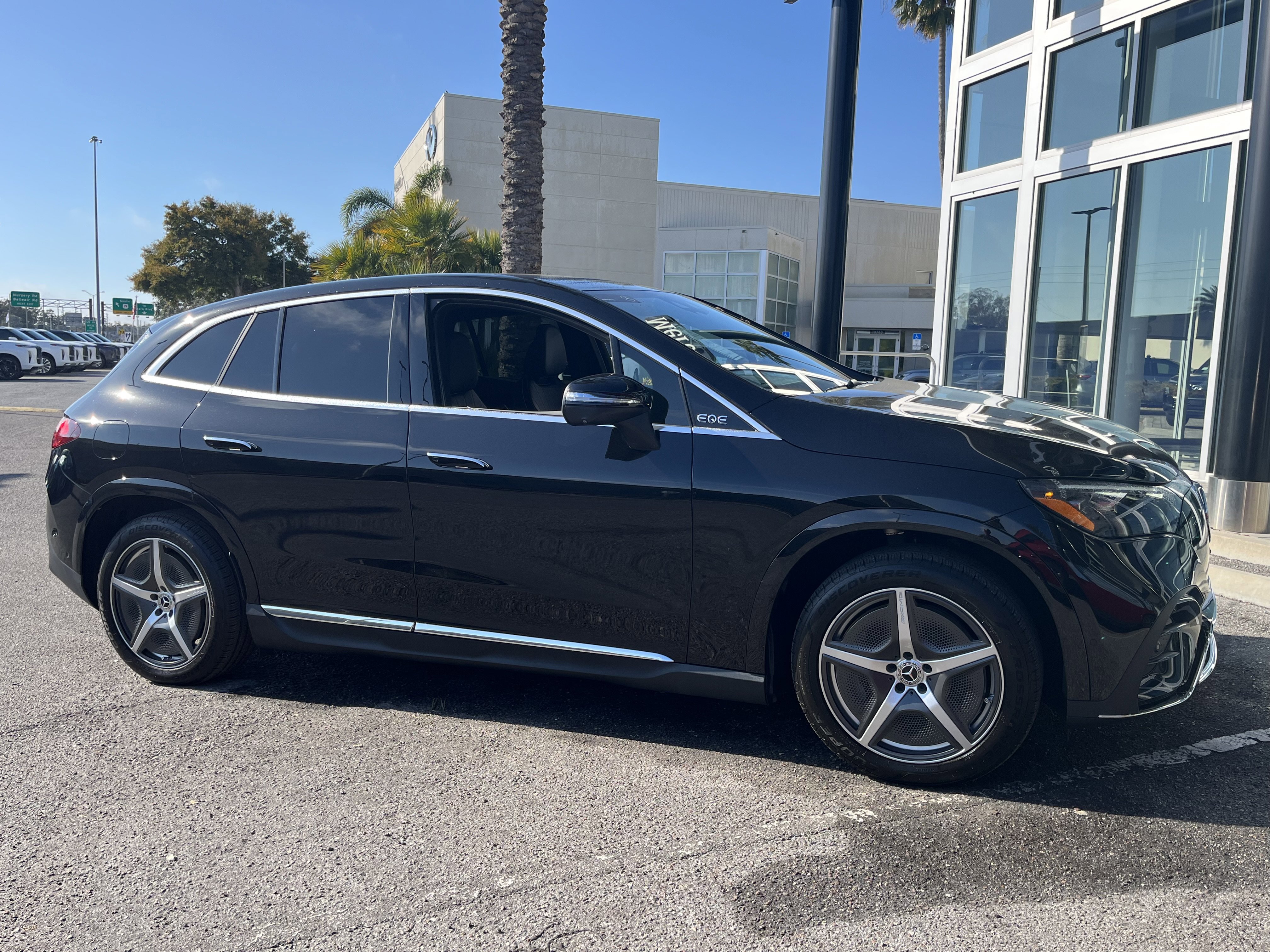 New 2026 OBSIDIAN BLACK Mercedes-Benz EQE 320 image 9