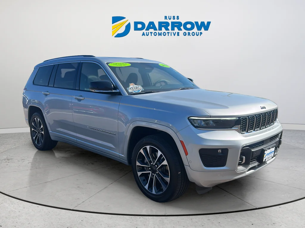 Used 2023 Silver Jeep Overland image 7
