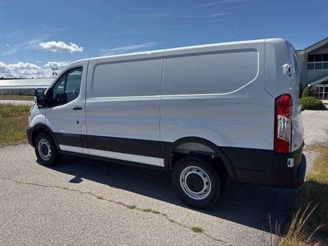 New 2025 Oxford White Ford Cargo Van image 5