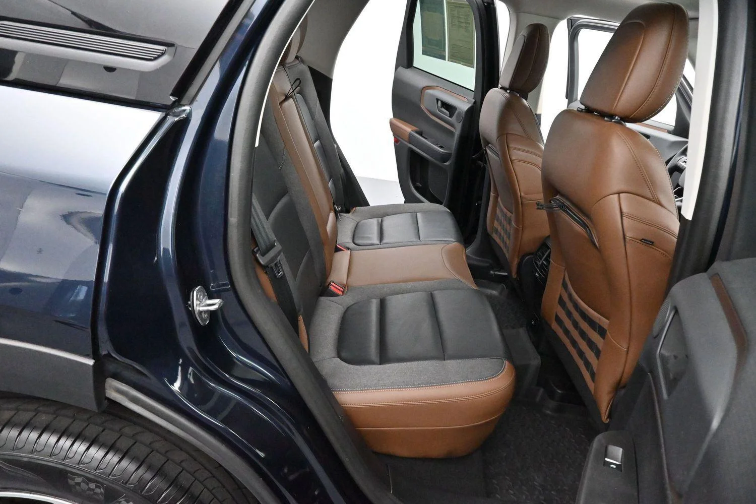 Used 2021 Alto Blue Metallic Tinted Clearcoat Ford Outer Banks image 33