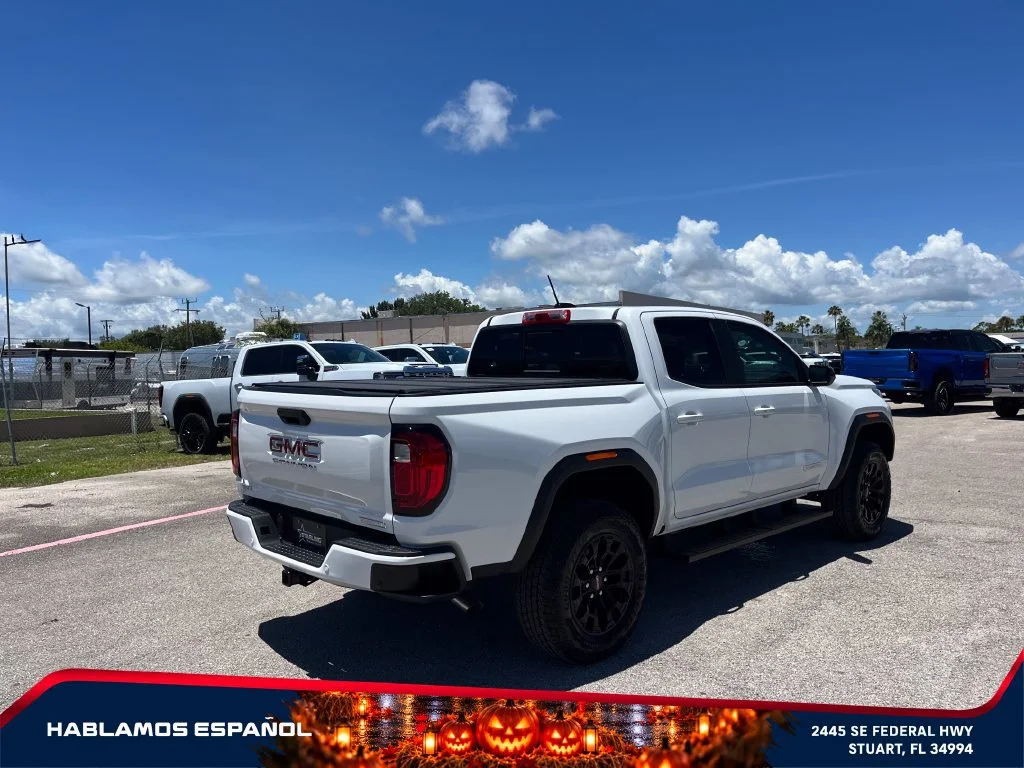 New 2026 Summit White GMC Elevation image 7