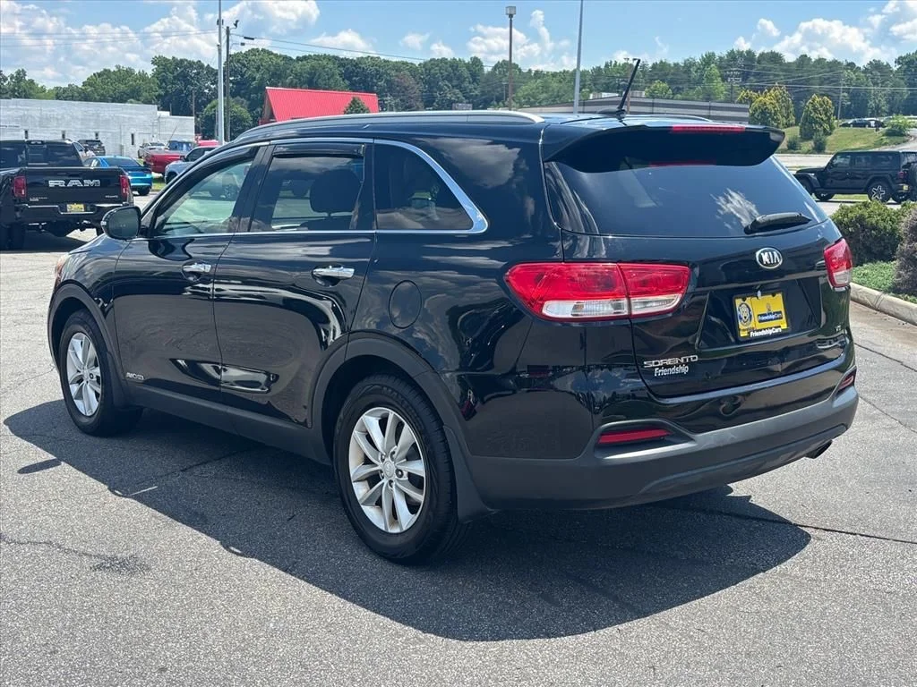 Used 2018 Black Kia LX image 24