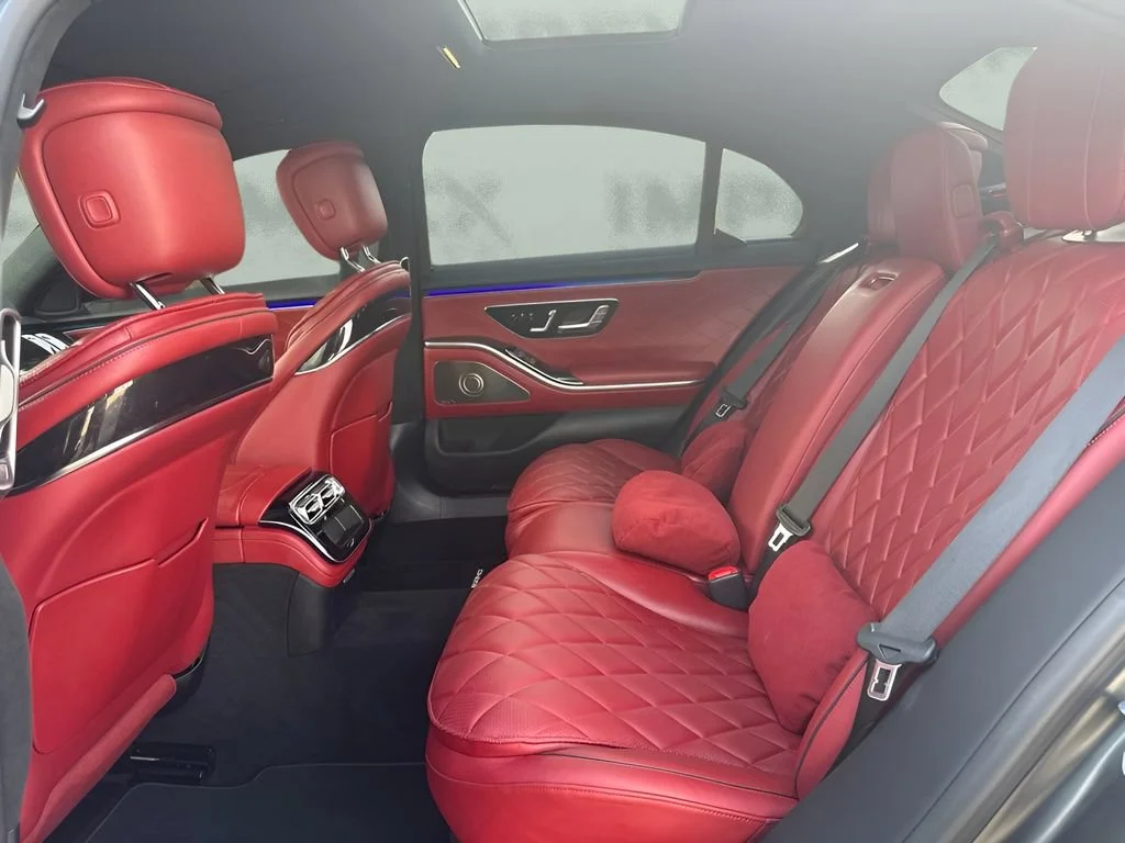 Used 2023  Mercedes-Benz S 580 image 12