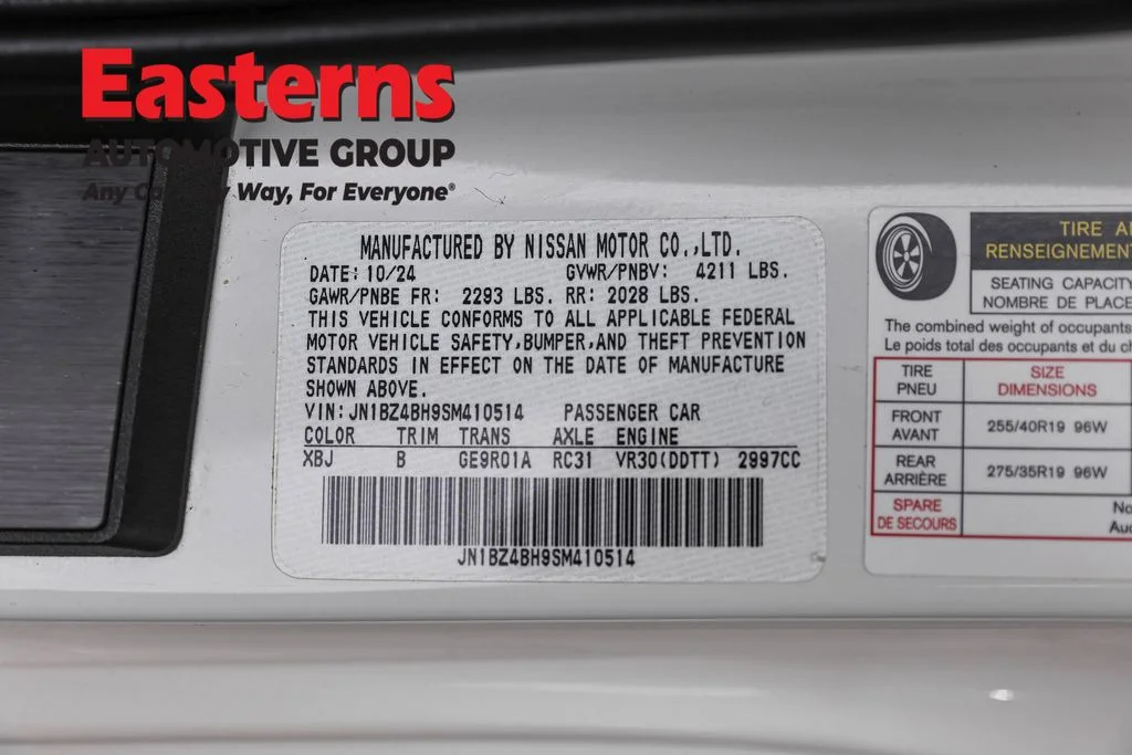 Used 2025 White Nissan Performance image 33