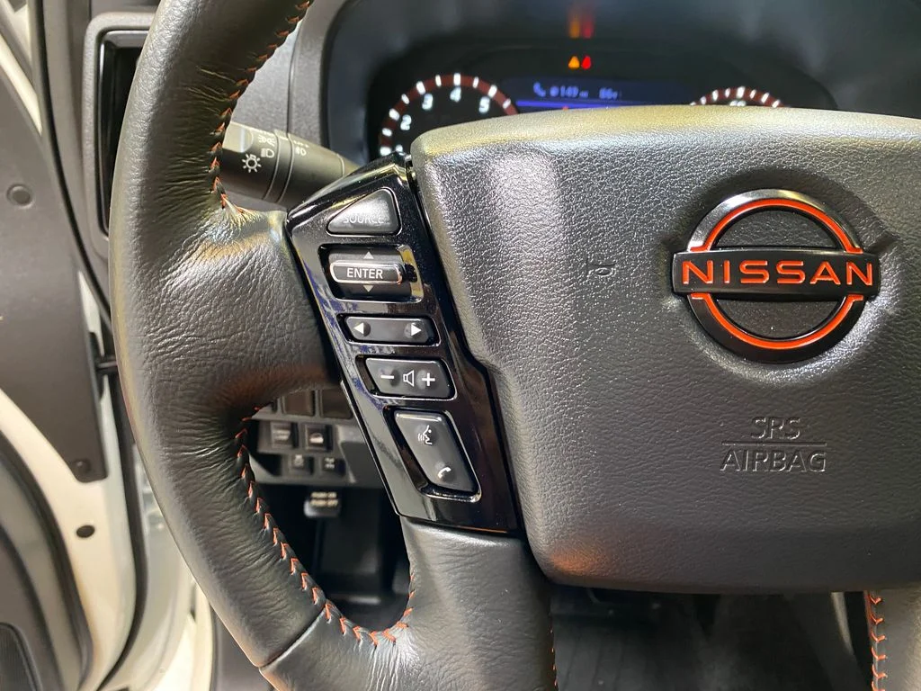 Used 2025 White Nissan PRO-4X image 33