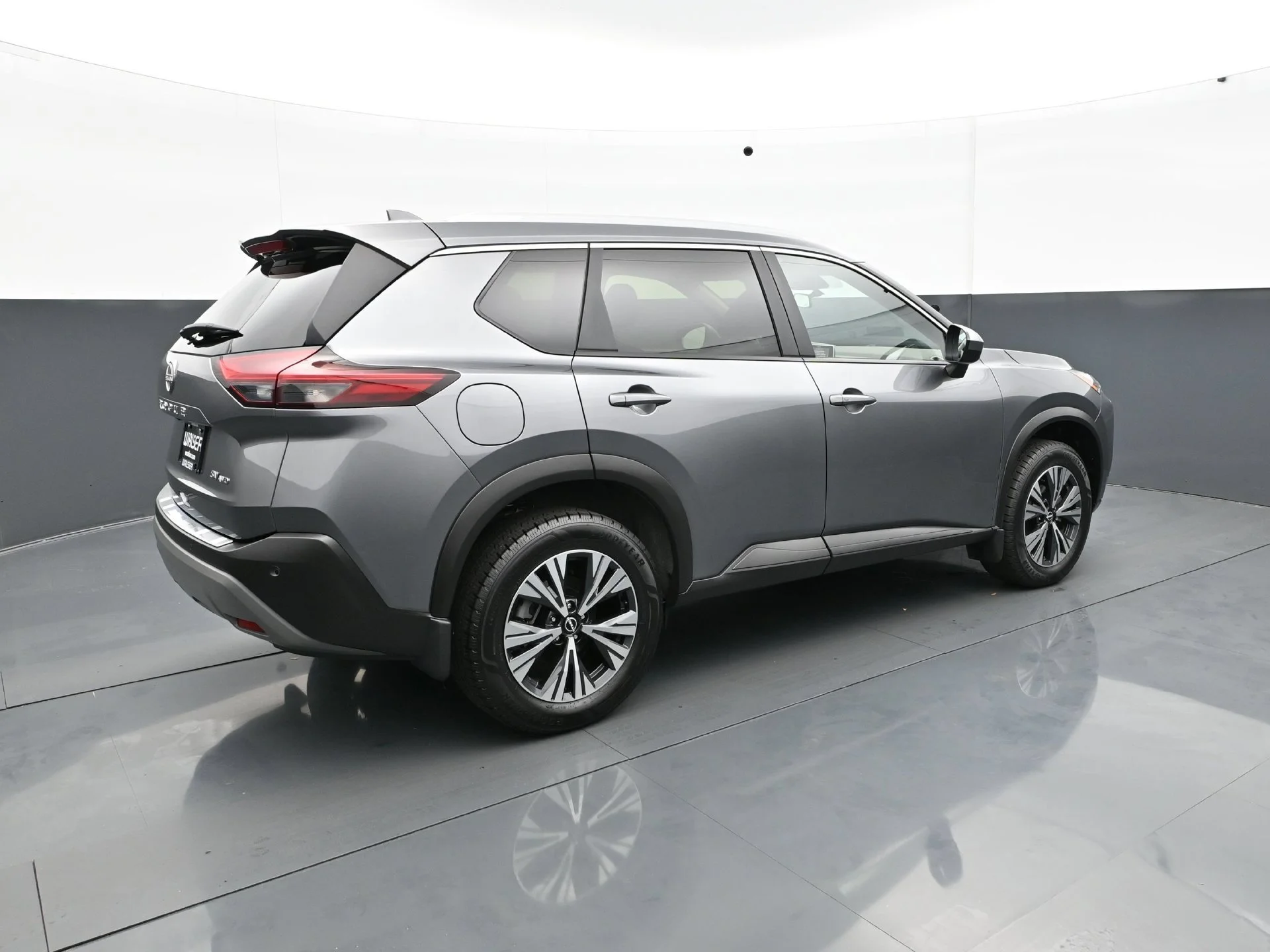 Used 2023 Gun Metallic Nissan SV image 7