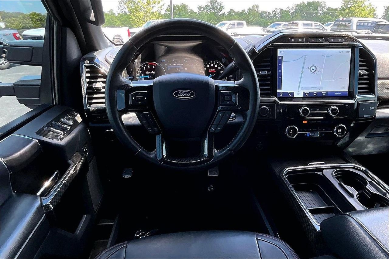 Used 2022 AGATE BLACK Ford LARIAT image 11