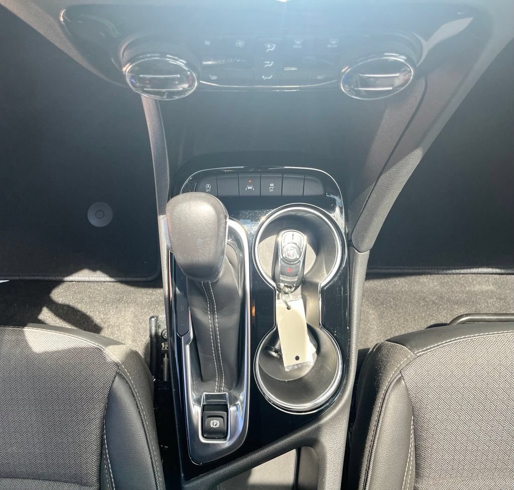 Used 2023 Ebony Twilight Metallic Buick Select image 25