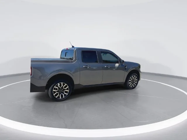 Used 2024 Gray Ford Lariat image 8