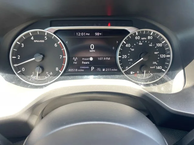 Used 2024 Gray Nissan SV image 12