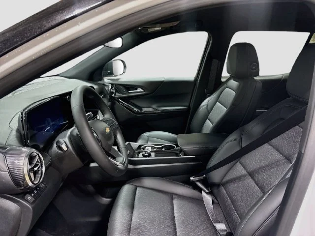 2027 Chevrolet Equinox LT - Photo 19