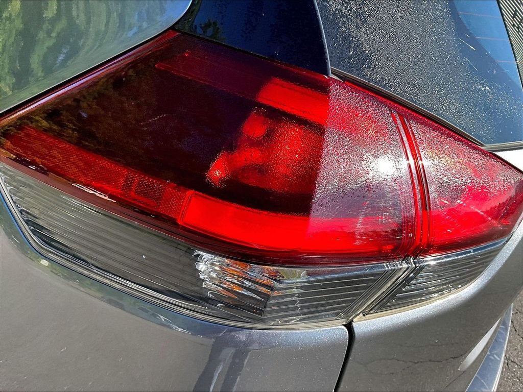 Used 2018 Gun Metallic Nissan S image 33